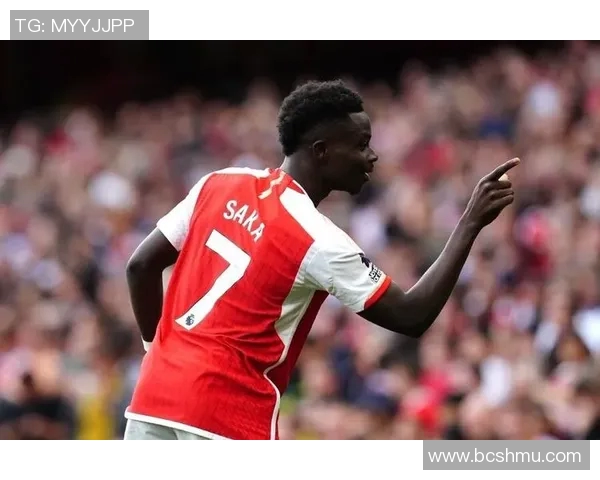 英超赛场萨卡精彩破门助球队夺得关键胜利展现年轻球员的潜力与实力