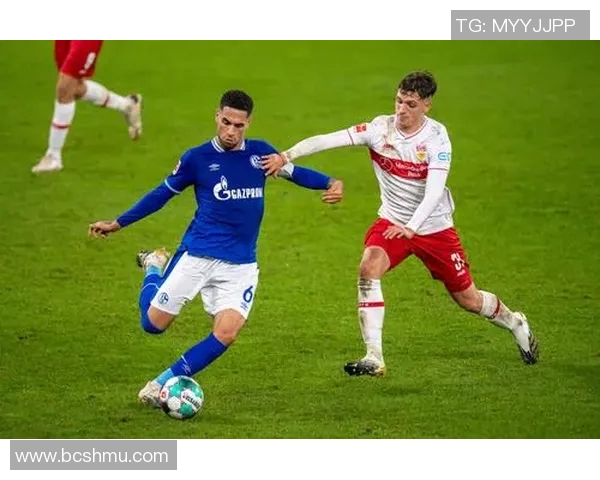 沙尔克04与主帅提尔续约至2023年，稳定球队建设